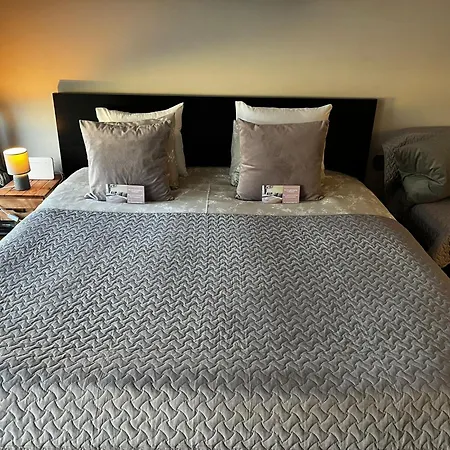 Charming Flat Next To Old Town And Harbor