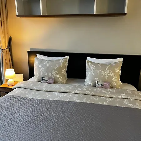 Lejlighed Charming Flat Next To Old Town And Harbor