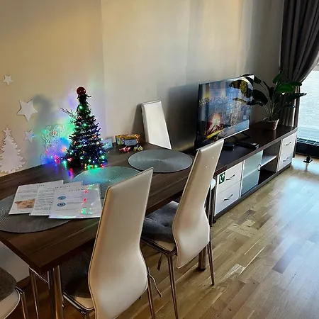 Apartment Charming Flat Next To Old Town And Harbor Tallinn