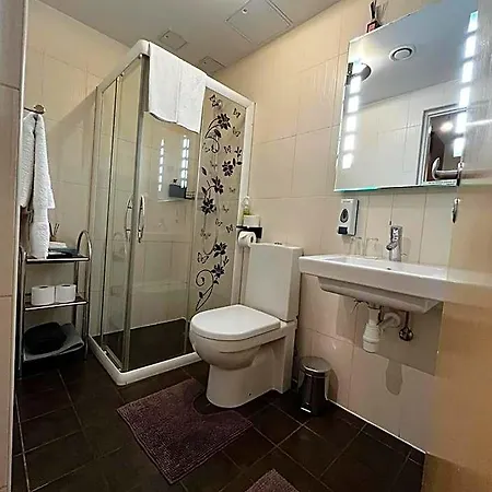 Apartment Charming Flat Next To Old Town And Harbor