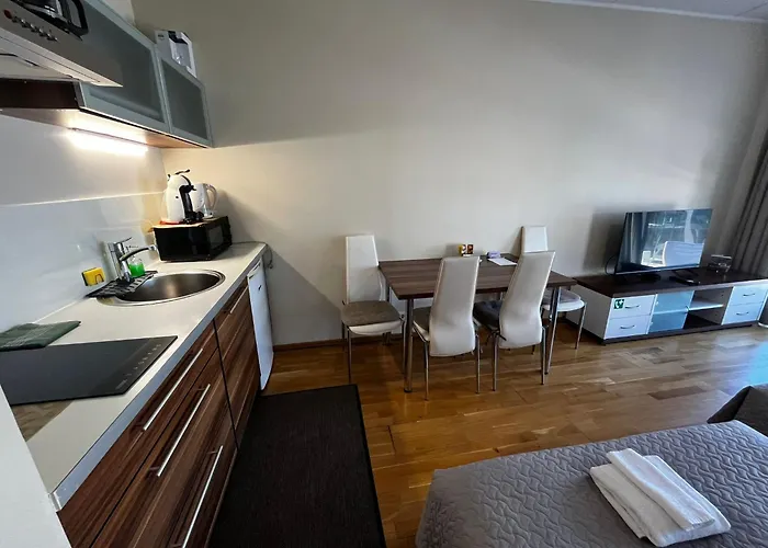 Charming Flat Next To Old Town And Harbor 아파트 탈린