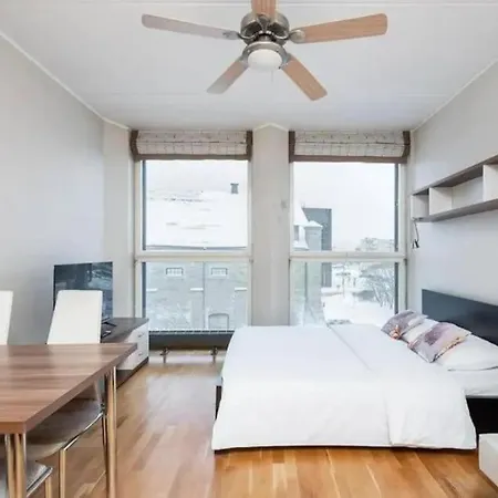 Charming Flat Next To Old Town And Harbor